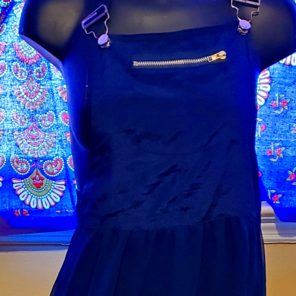 Overall dress